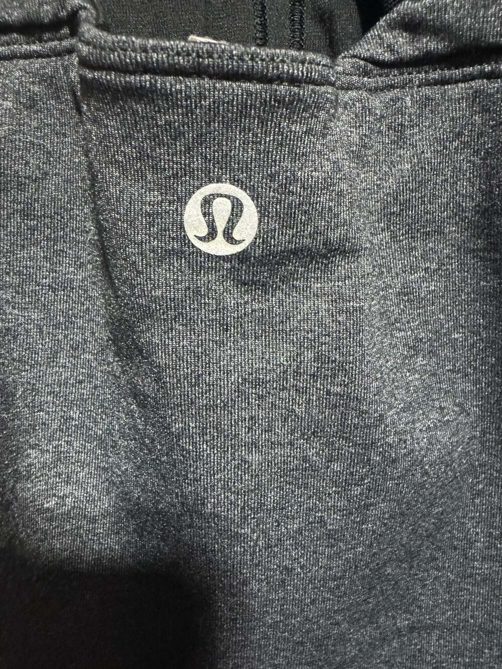 Lululemon Athletica Women's Heathered Grey Built-In Bra Tank Top Size 4 - Picture 3 of 4